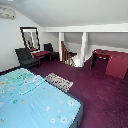 Cool Breeze - Mamaia Nord Hotell Năvodari Exteriör bild