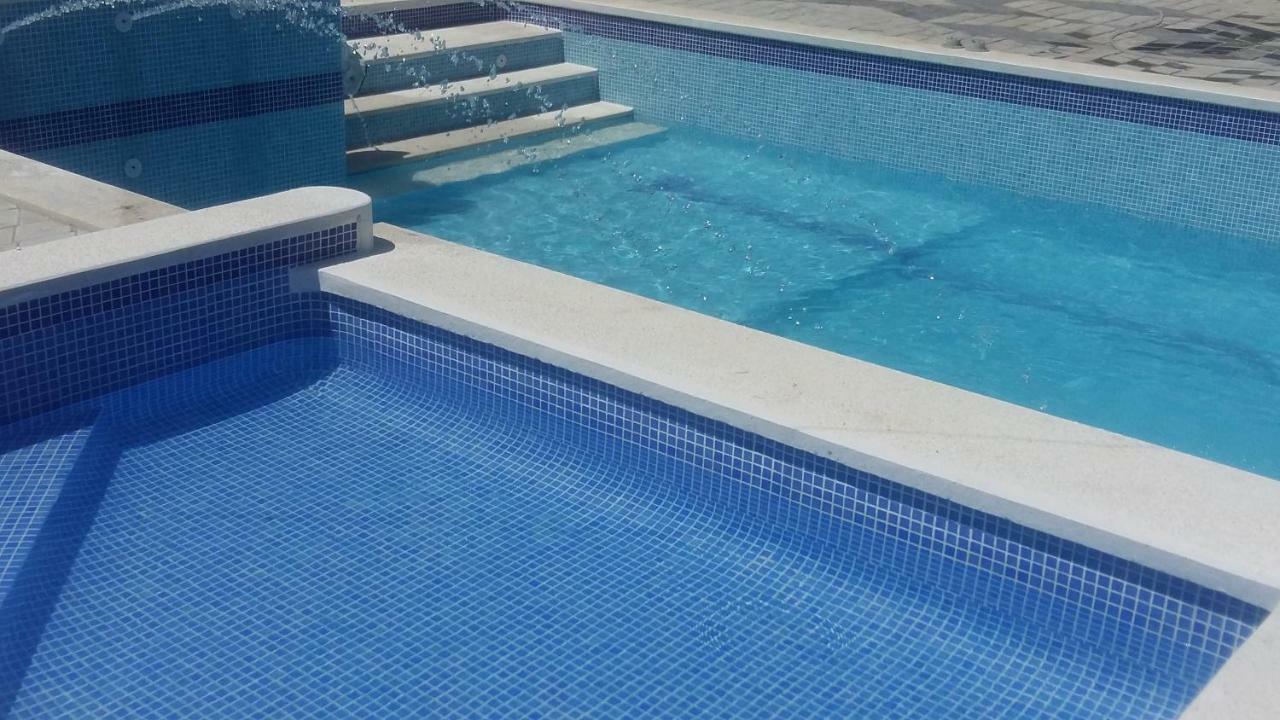 Cool Breeze - Mamaia Nord Hotell Năvodari Exteriör bild