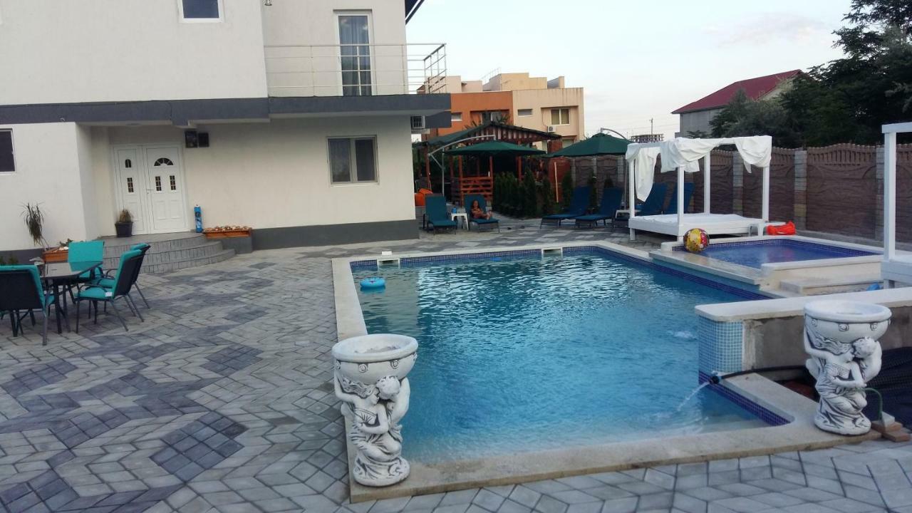Cool Breeze - Mamaia Nord Hotell Năvodari Exteriör bild